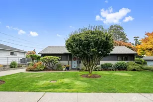 2304 5th St, Everett, WA 98201 - Photo 2