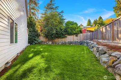 10805 NE 190th Place, Bothell, WA 98011 - Photo 14