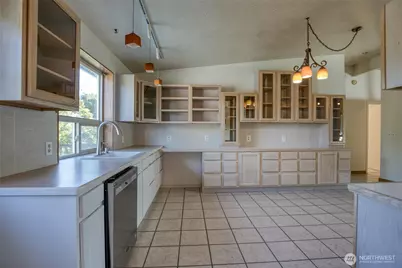 288 Sand Dune Avenue NW, Ocean Shores, WA 98569 - Photo 8