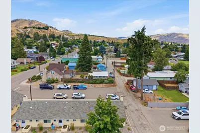 315 W Gibson Avenue, Chelan, WA 98816 - Photo 18