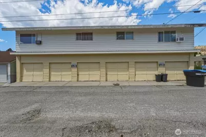 315 W Gibson Avenue, Chelan, WA 98816 - Photo 16