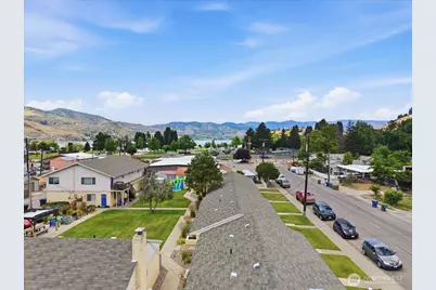 315 W Gibson Avenue, Chelan, WA 98816 - Photo 20