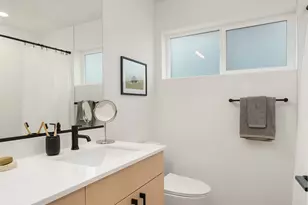 723 15th Ave, Seattle, WA 98122 - Photo 8
