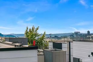 723 15th Ave, Seattle, WA 98122 - Photo 10