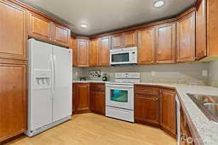 1838 Heritage Dr, Wenatchee, WA 98801 - Photo 16