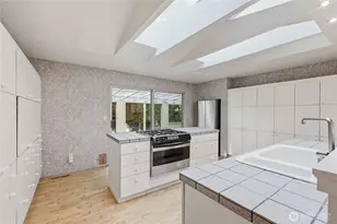 14329 Komedal Rd NE, Bainbridge Island, WA 98110 - Photo 10