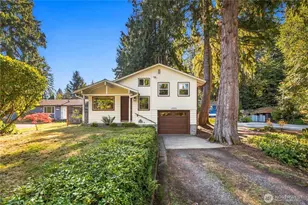 18709 Ballinger Way NE, Lake Forest Park, WA 98155 - Photo 2