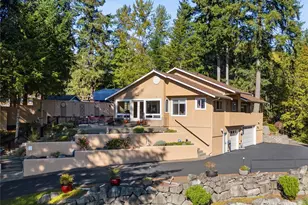 101 NE Rainbow Pl S, Belfair, WA 98328 - Photo 2
