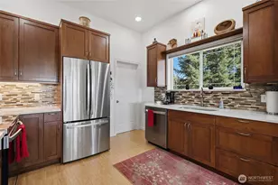 101 NE Rainbow Pl S, Belfair, WA 98328 - Photo 6
