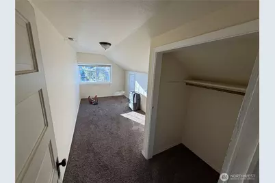 712 Puget Street NE, Olympia, WA 98506 - Photo 16