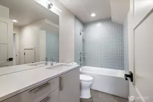 3454 33rd Ave W, Seattle, WA 98199 - Photo 32