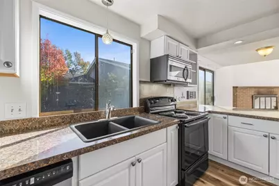 2218 E Fulton Street, Mount Vernon, WA 98273 - Photo 16