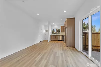 7018 Wetmore Avenue #A, Everett, WA 98203 - Photo 4