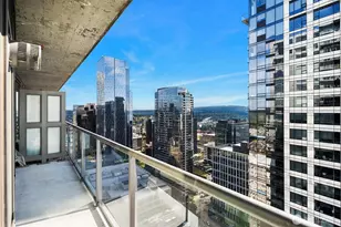 650 Bellevue Way NE, Bellevue, WA 98004 - Photo 24