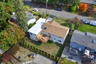 22520 90th Ave W, Edmonds, WA 98026 - Photo 32