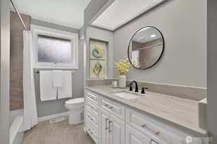 22520 90th Ave W, Edmonds, WA 98026 - Photo 18