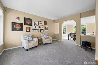9818 S 220th Place, Kent, WA 98031 - Photo 4