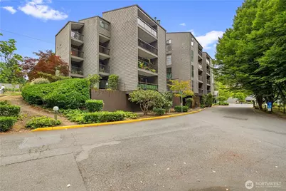 6479 137th Avenue NE #364, Redmond, WA 98052 - Photo 2