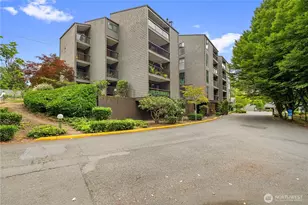 6479 137th Ave NE, Redmond, WA 98052 - Photo 2