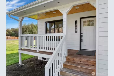 16557 Ovenell Road, Mount Vernon, WA 98273 - Photo 4