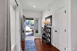 7529 181st St E, Puyallup, WA 98375 - Photo 2