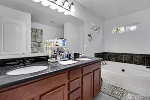7529 181st St E, Puyallup, WA 98375 - Photo 16