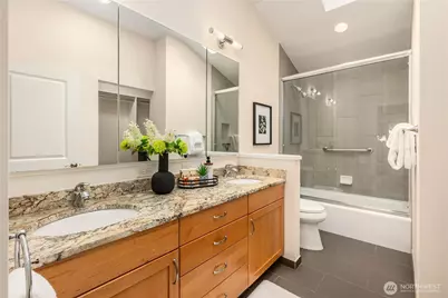7803 89th Place SE, Mercer Island, WA 98040 - Photo 22