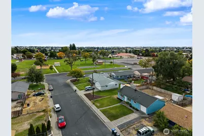 513 W Meridian Avenue, Moses Lake, WA 98837 - Photo 4