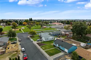 513 W Meridian Ave, Moses Lake, WA 98837 - Photo 4