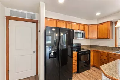 906 116th Place SE #3, Everett, WA 98208 - Photo 12