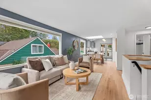 4503 NE 95th St, Seattle, WA 98115 - Photo 2