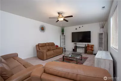 5819 E 114 Avenue E, Puyallup, WA 98372 - Photo 16