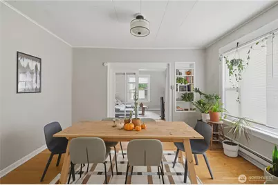1012 Queen Anne Avenue N, Seattle, WA 98109 - Photo 10