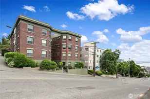 1012 Queen Anne Ave N, Seattle, WA 98109 - Photo 2