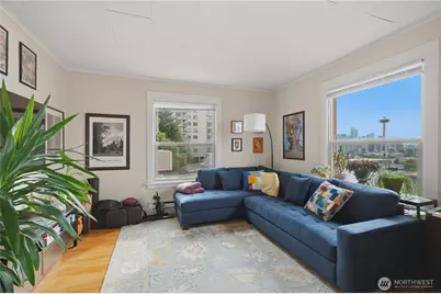 1012 Queen Anne Avenue N, Seattle, WA 98109 - Photo 12
