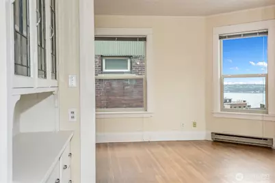 1012 Queen Anne Avenue N, Seattle, WA 98109 - Photo 18