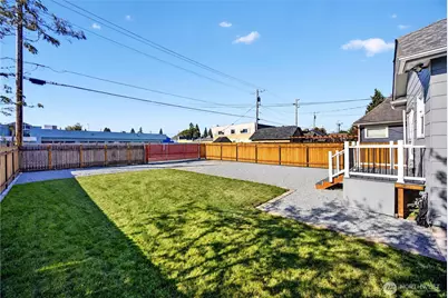 2320 McDougall Avenue, Everett, WA 98201 - Photo 28