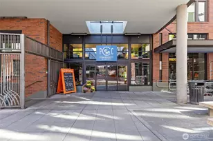 7711 Sunnyside Ave N, Seattle, WA 98103 - Photo 32