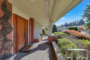 3218 Viewcrest Dr NE, Bremerton, WA 98310 - Photo 6