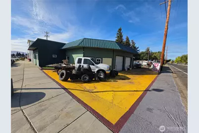 319 N Main Street #A & B, Kittitas, WA 98934 - Photo 2