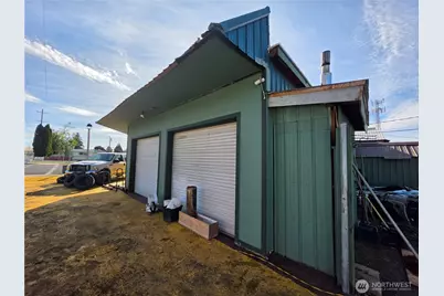 319 N Main Street #A & B, Kittitas, WA 98934 - Photo 4