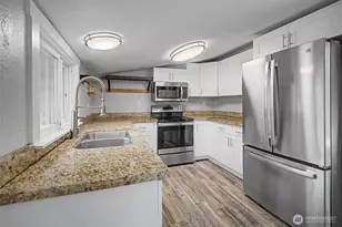1251 S 230th St, Des Moines, WA 98198 - Photo 8