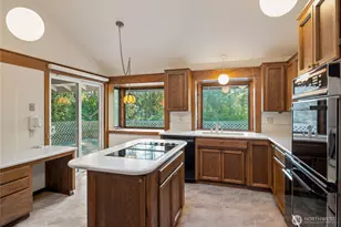5628 139th St NW, Gig Harbor, WA 98332 - Photo 10