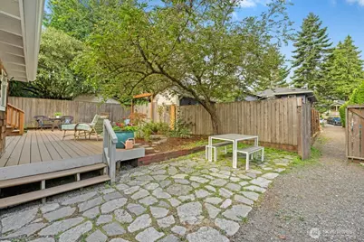 7141 47th Avenue SW, Seattle, WA 98136 - Photo 18