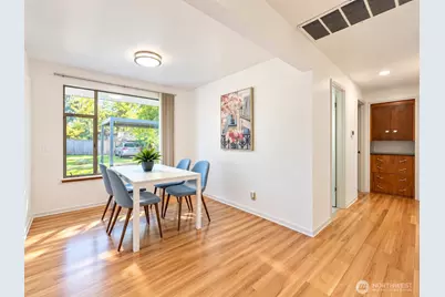 851 SW 116th Street, Seattle, WA 98146 - Photo 18