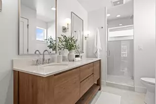 4326 Woodlawn Ave N, Seattle, WA 98103 - Photo 20