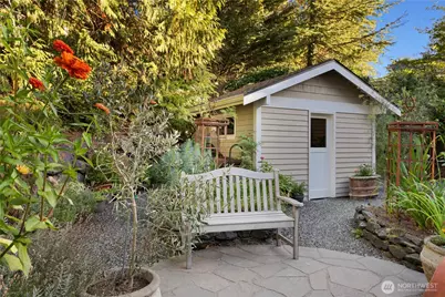 6720 W Mercer Way, Mercer Island, WA 98040 - Photo 34