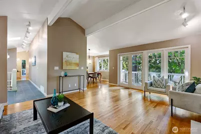 6720 W Mercer Way, Mercer Island, WA 98040 - Photo 4
