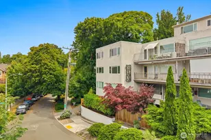 632 13th Ave E, Seattle, WA 98102 - Photo 32