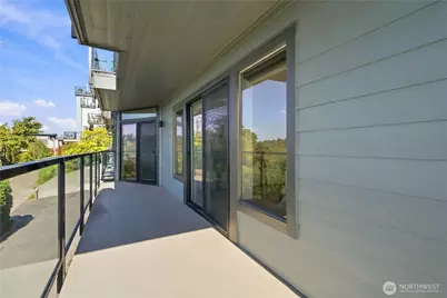 2030 13th Avenue W #101, Seattle, WA 98119 - Photo 20